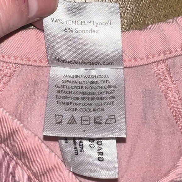 Hanna Andersson Layette Baby Top 6-12 Months in Pink Rainbow Print One Piece - Picture 4 of 7